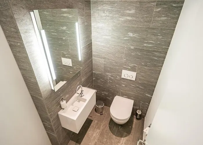 Edelweiss Mountain 04-05 * Flims